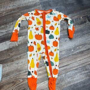 Little sleepies 3-6m pumpkins